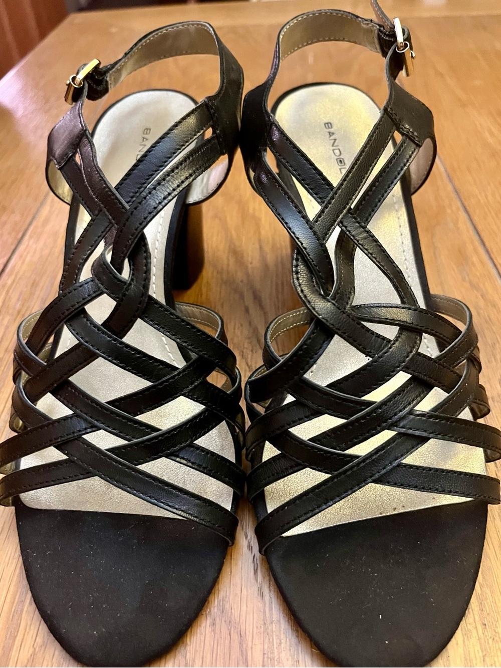 Bandolino Black Strappy Mid Block Heel Sandals . Size 9.5M